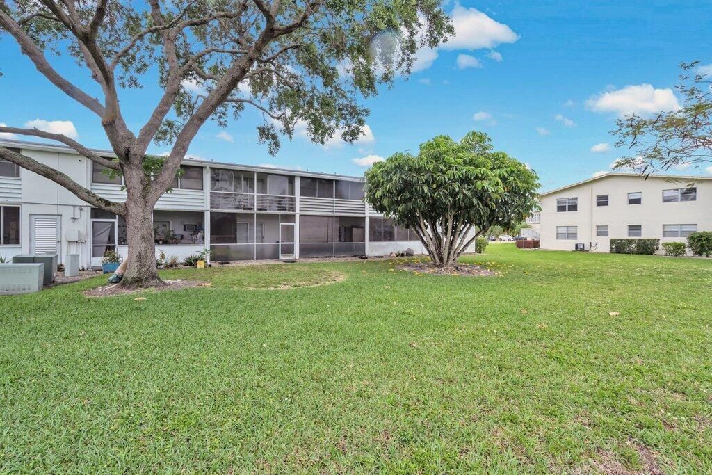 349 Camden O, West Palm Beach, FL 33417 Photo