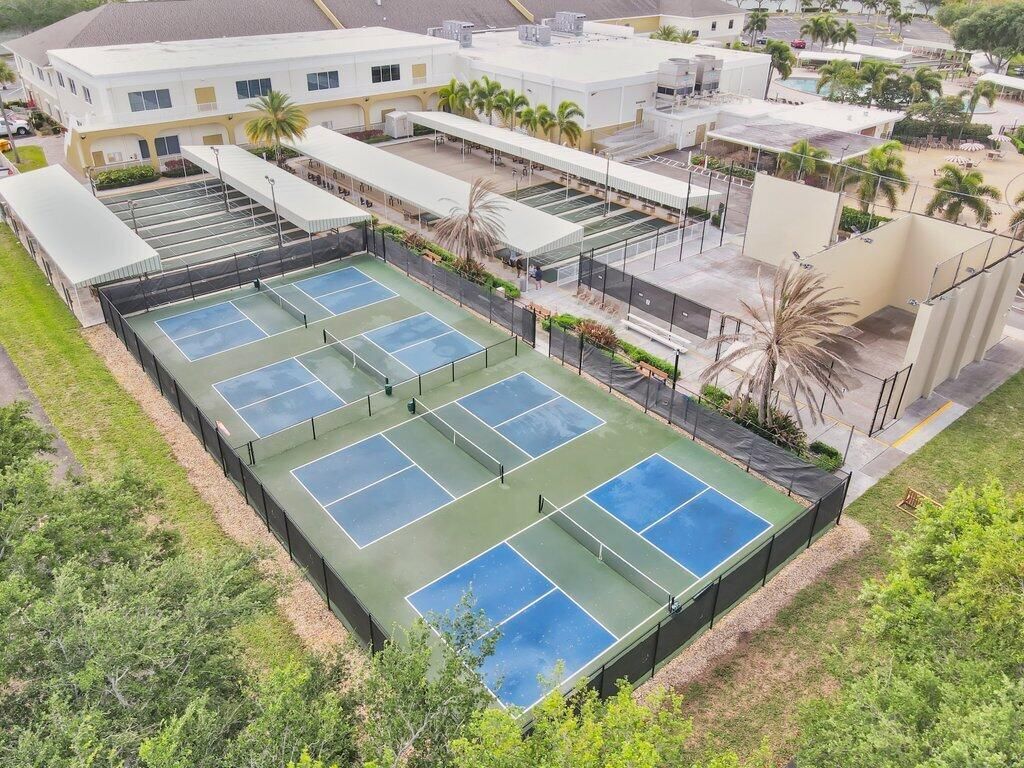 349 Camden O, West Palm Beach, FL 33417 Photo