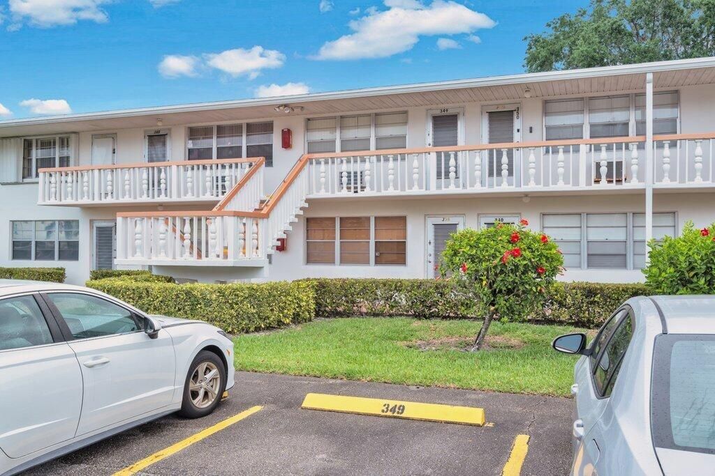 349 Camden O, West Palm Beach, FL 33417 Photo