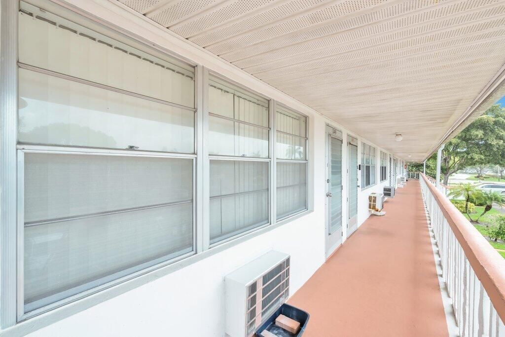 349 Camden O, West Palm Beach, FL 33417 Photo