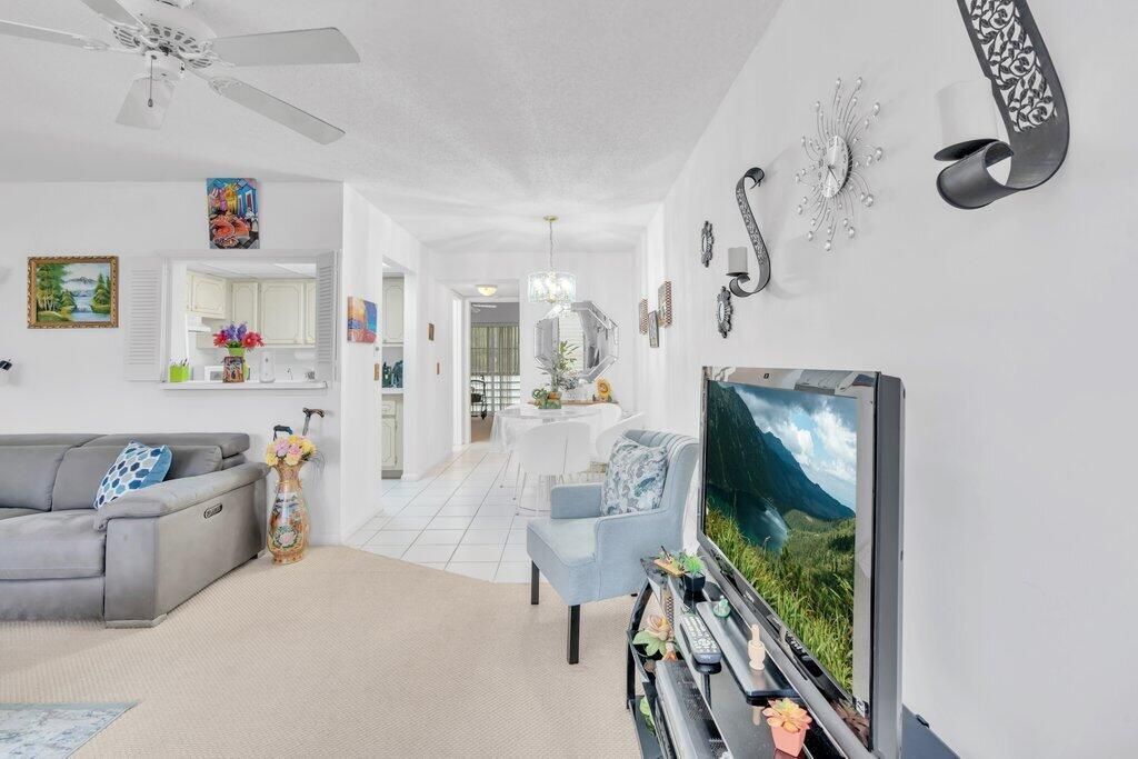 349 Camden O, West Palm Beach, FL 33417 Photo