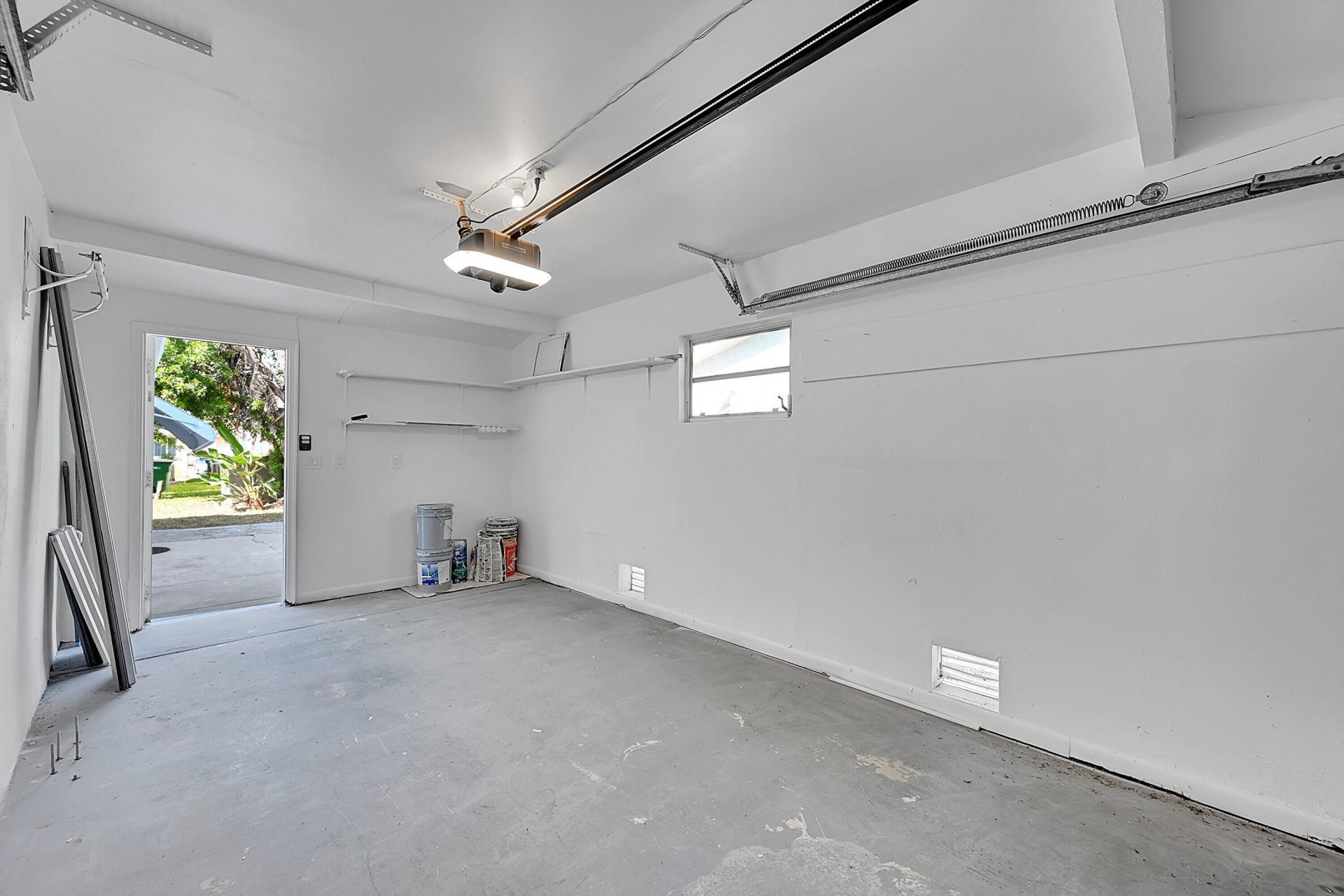 5309 NW 49th Avenue, Tamarac, FL 33319 Photo