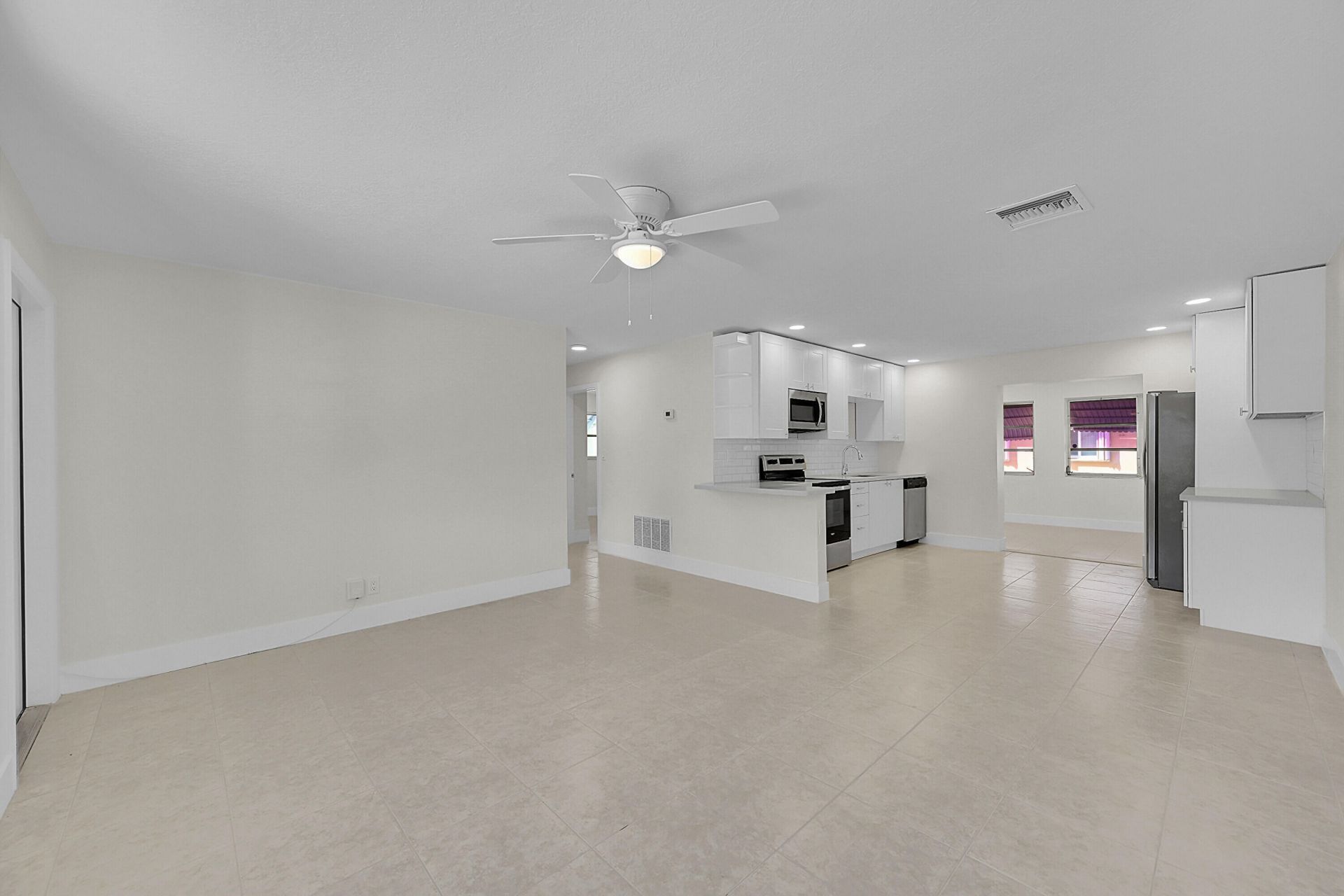 5309 NW 49th Avenue, Tamarac, FL 33319 Photo