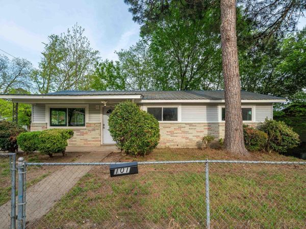 101 Hood Place, Hot Springs, AR 71901