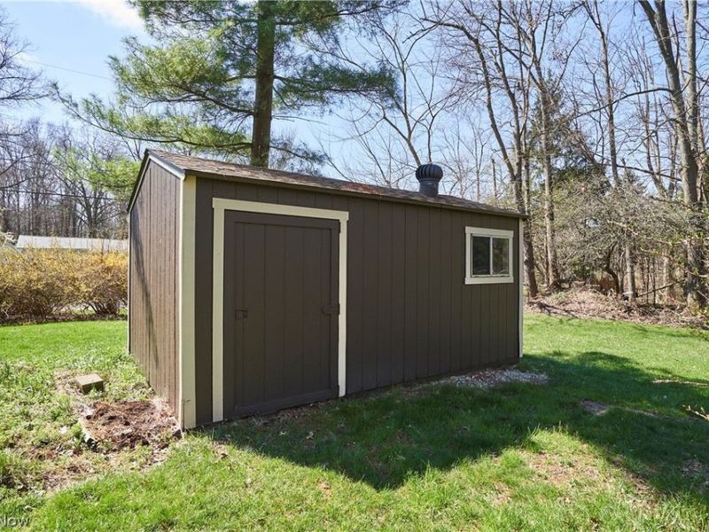 3574 Antoinette Drive, Cuyahoga Falls, OH 44223 Photo 32