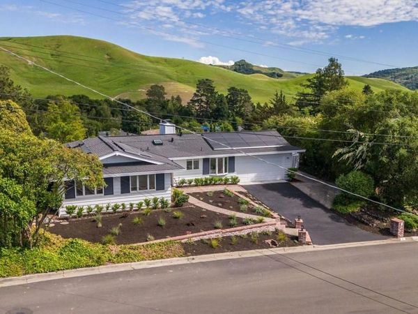 91 Shuey Dr, Moraga, CA 94556