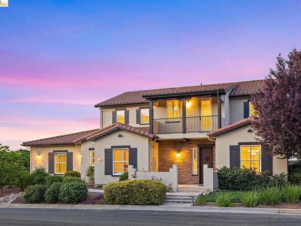 7160 Pitlochry Dr, Gilroy, CA 95020