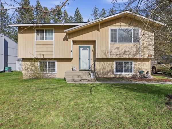 15220 N Ferrall St, Mead, WA 99021