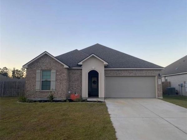 40313 SEDGWICK Drive, Ponchatoula, LA 70454
