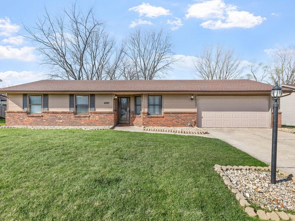 4140 W 73rd Place, Merrillville, IN 46410