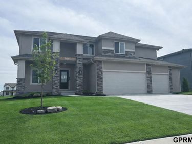 5401 N 191 Street, Elkhorn, NE 68022