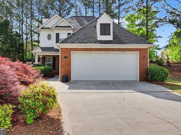 29 Saratoga Place, Newnan, GA 30263