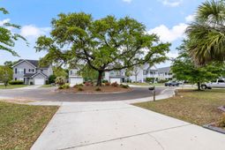 1517 Thoroughbred Boulevard photo 4