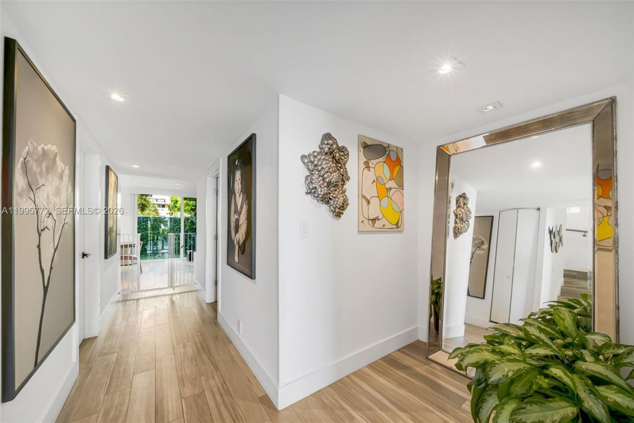 201 Crandon Blvd , Unit 175, Key Biscayne, FL 33149 Photo