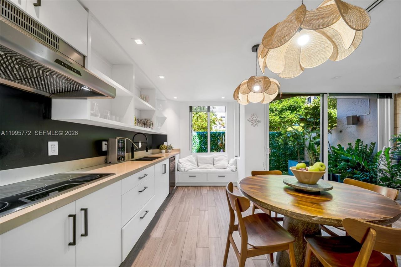 201 Crandon Blvd , Unit 175, Key Biscayne, FL 33149 Photo