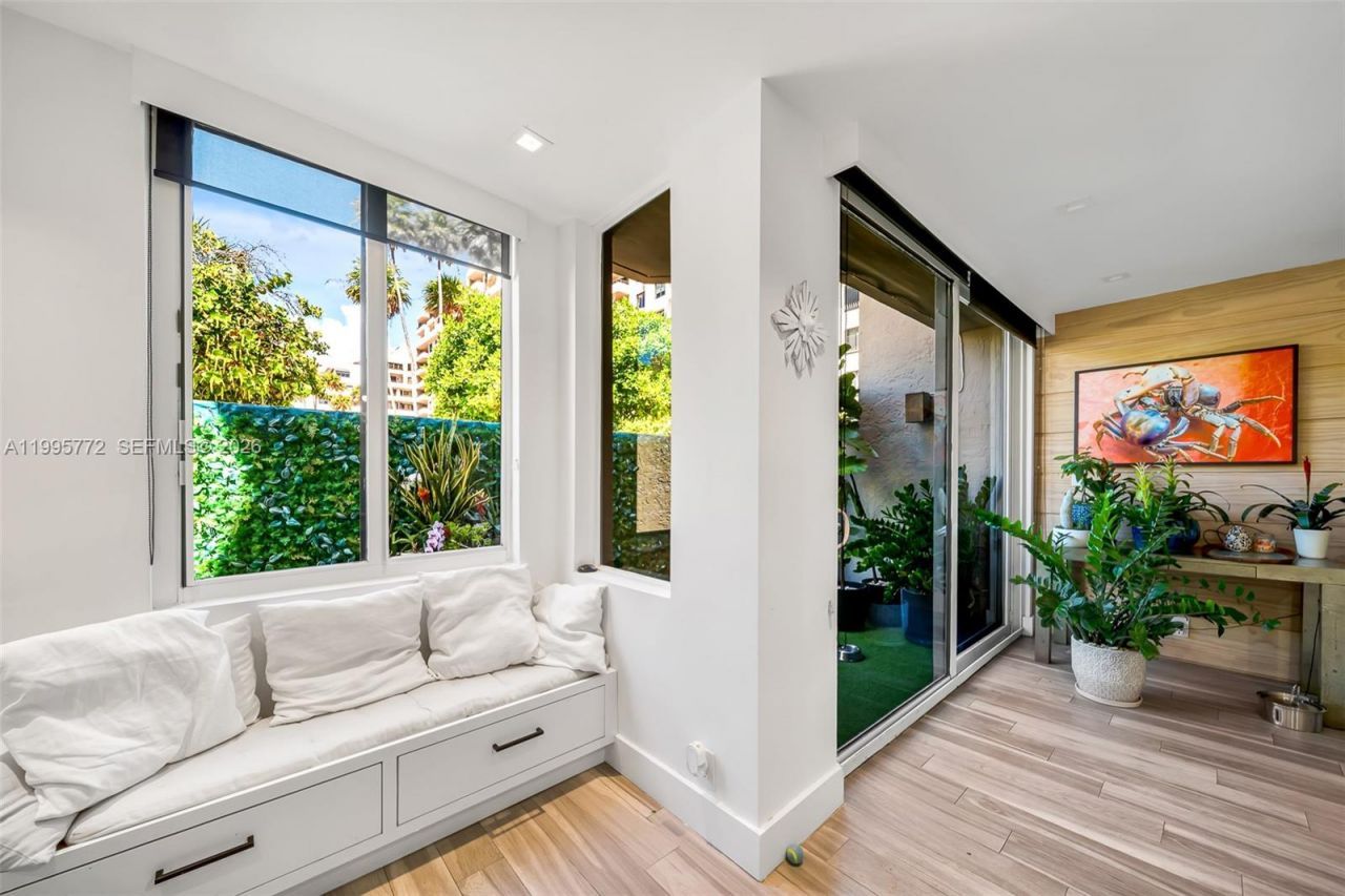 201 Crandon Blvd , Unit 175, Key Biscayne, FL 33149 Photo