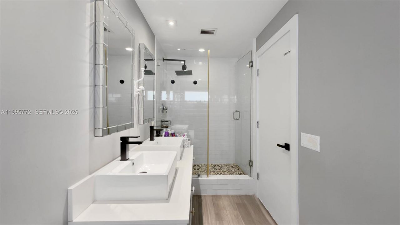 201 Crandon Blvd , Unit 175, Key Biscayne, FL 33149 Photo