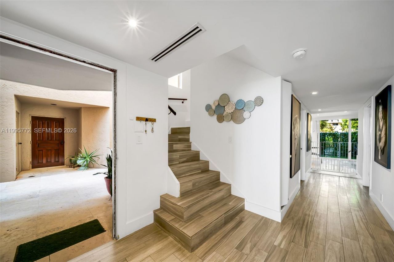 201 Crandon Blvd , Unit 175, Key Biscayne, FL 33149 Photo