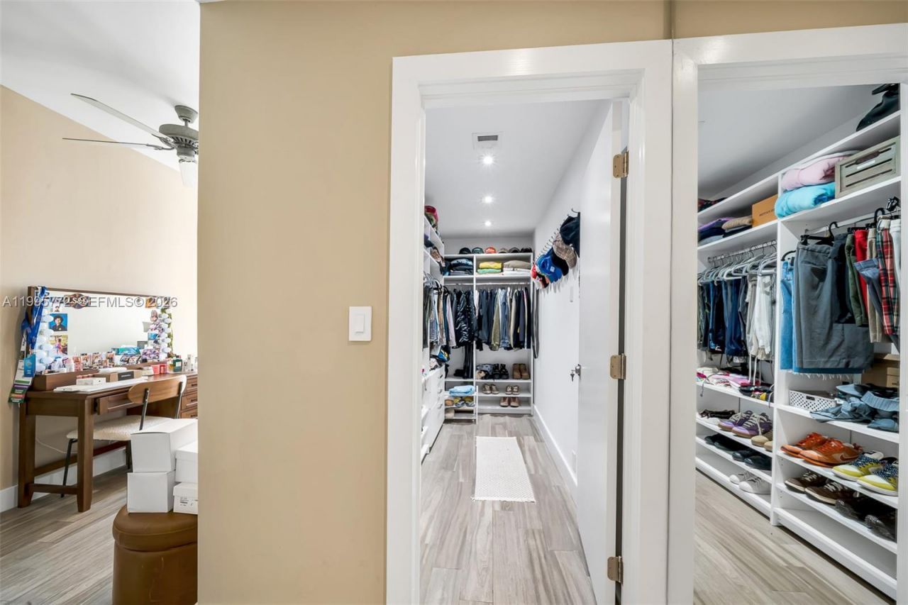 201 Crandon Blvd , Unit 175, Key Biscayne, FL 33149 Photo