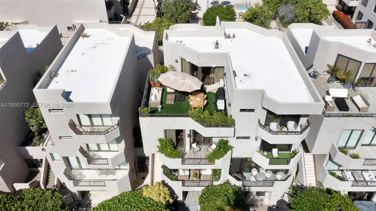 201 Crandon Blvd , Unit 175, Key Biscayne, FL 33149 Photo