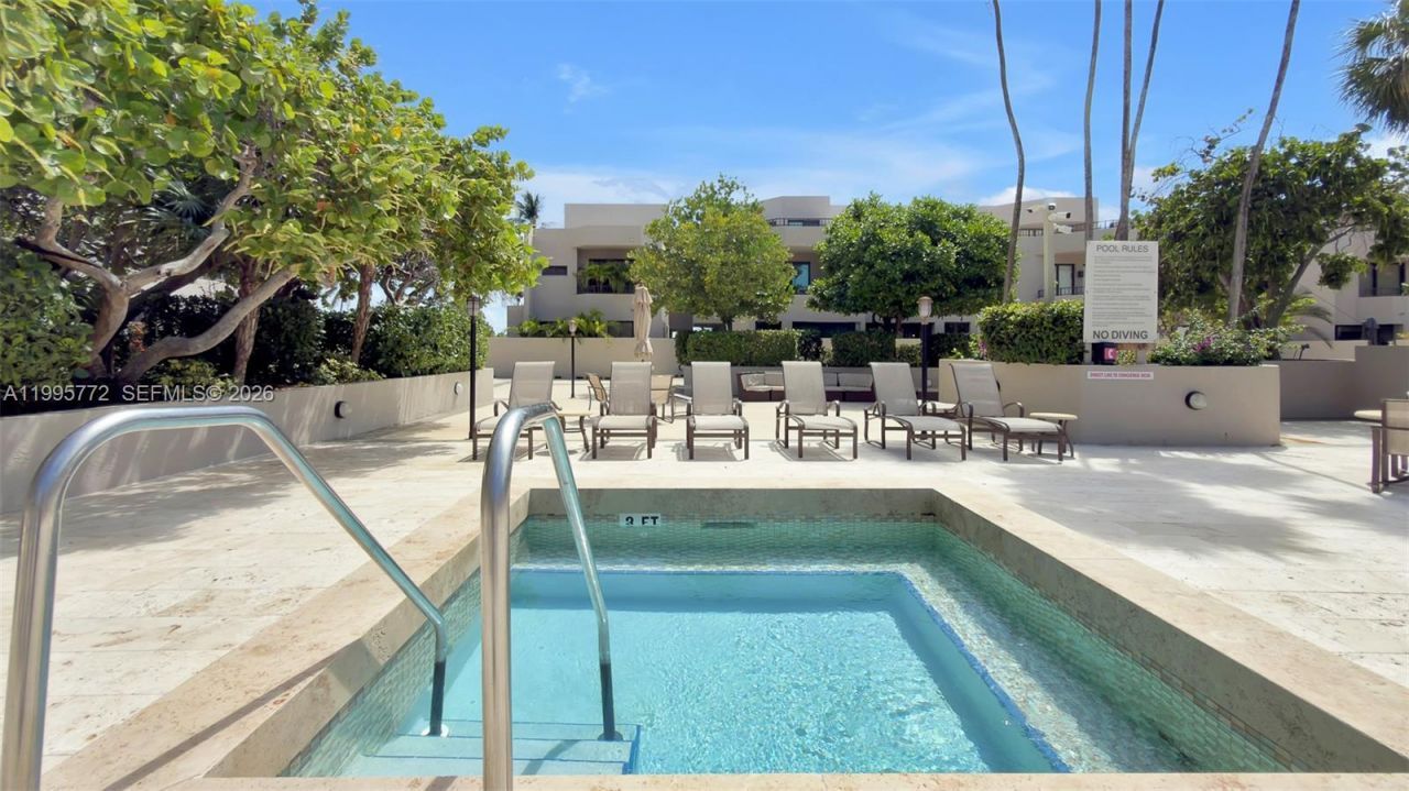 201 Crandon Blvd , Unit 175, Key Biscayne, FL 33149 Photo