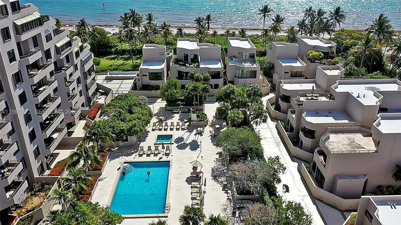 201 Crandon Blvd , Unit 175, Key Biscayne, FL 33149 Photo