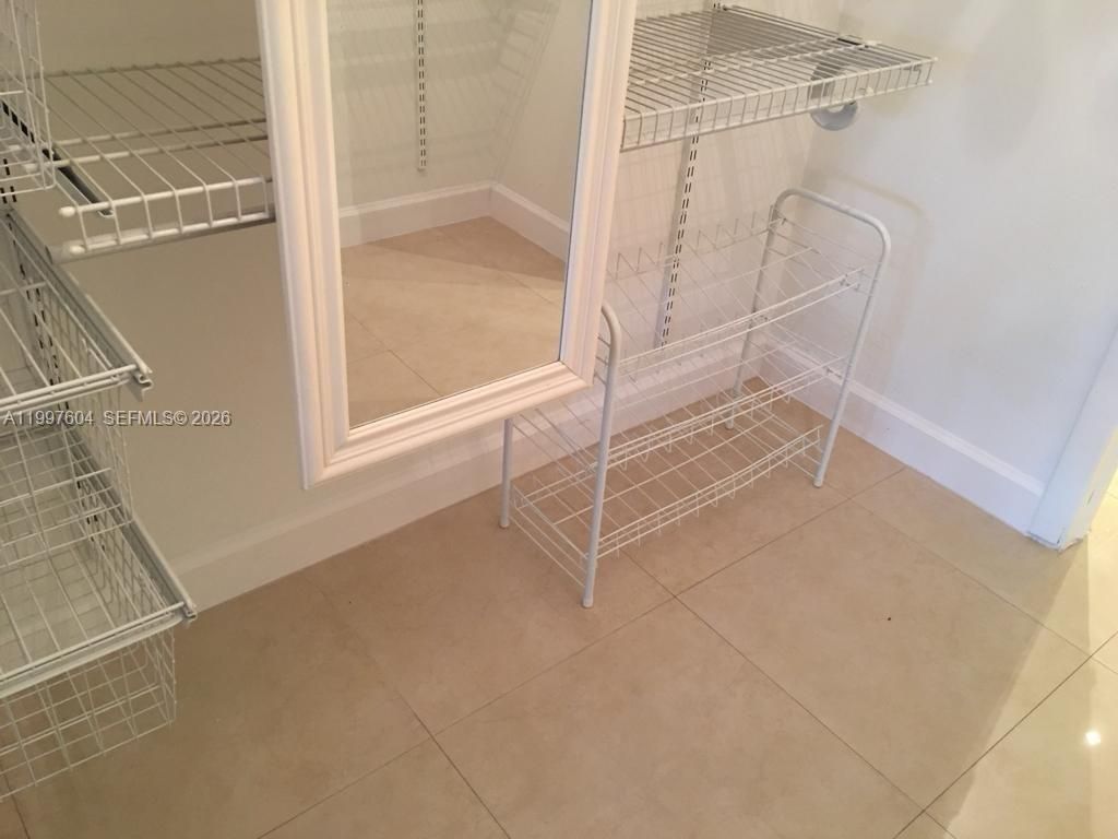 9375 Fontainebleau Blvd, Unit L209, Miami, FL 33172 Photo