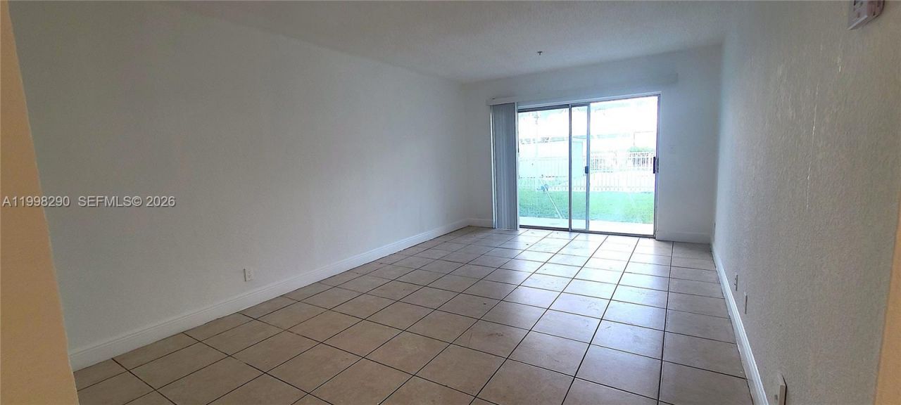 4251 NW 5th St , Unit 109, Plantation, FL 33317 Photo