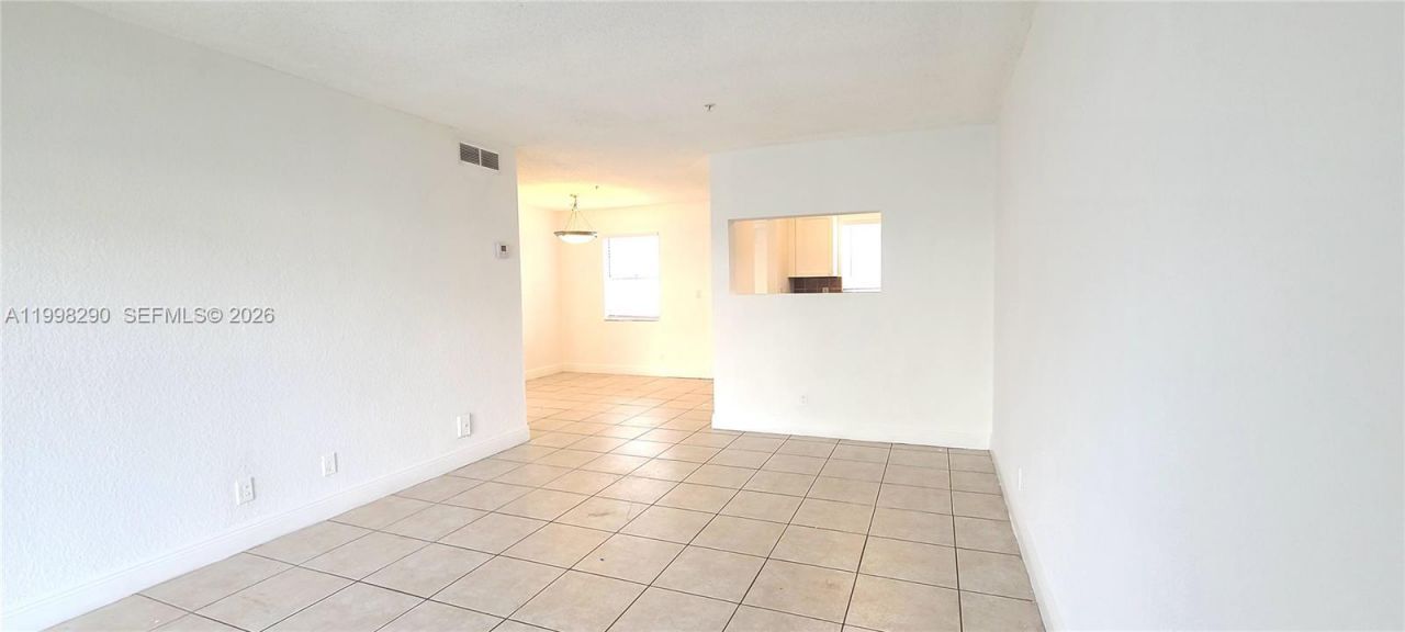 4251 NW 5th St , Unit 109, Plantation, FL 33317 Photo