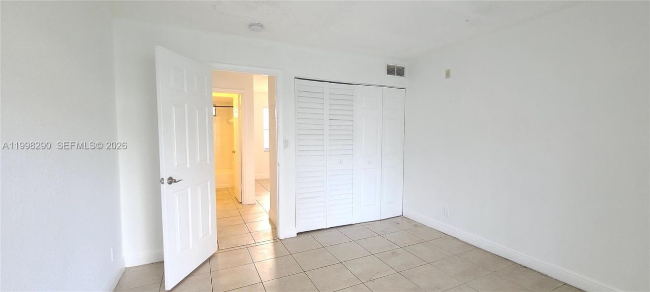 4251 NW 5th St , Unit 109, Plantation, FL 33317 Photo