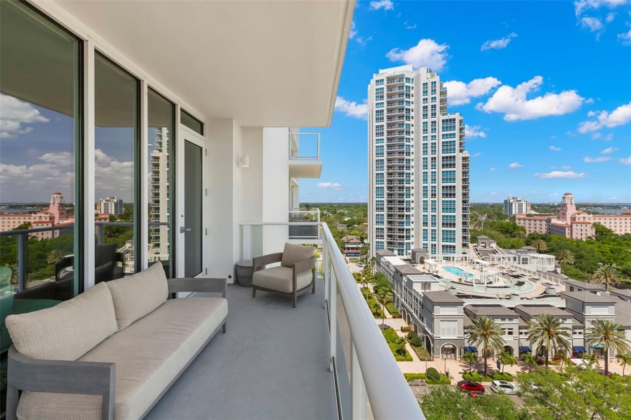 176 4th Avenue Ne, Unit 1102, Saint Petersburg, FL 33701 Photo