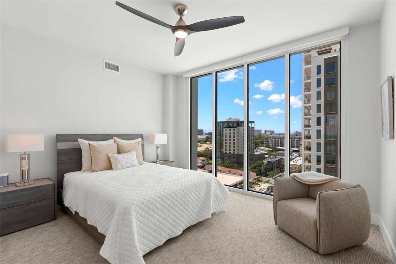 176 4th Avenue Ne, Unit 1102, Saint Petersburg, FL 33701 Photo