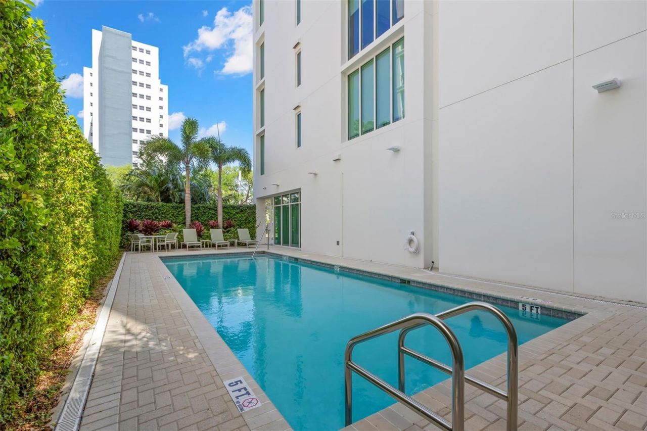 176 4th Avenue Ne, Unit 1102, Saint Petersburg, FL 33701 Photo