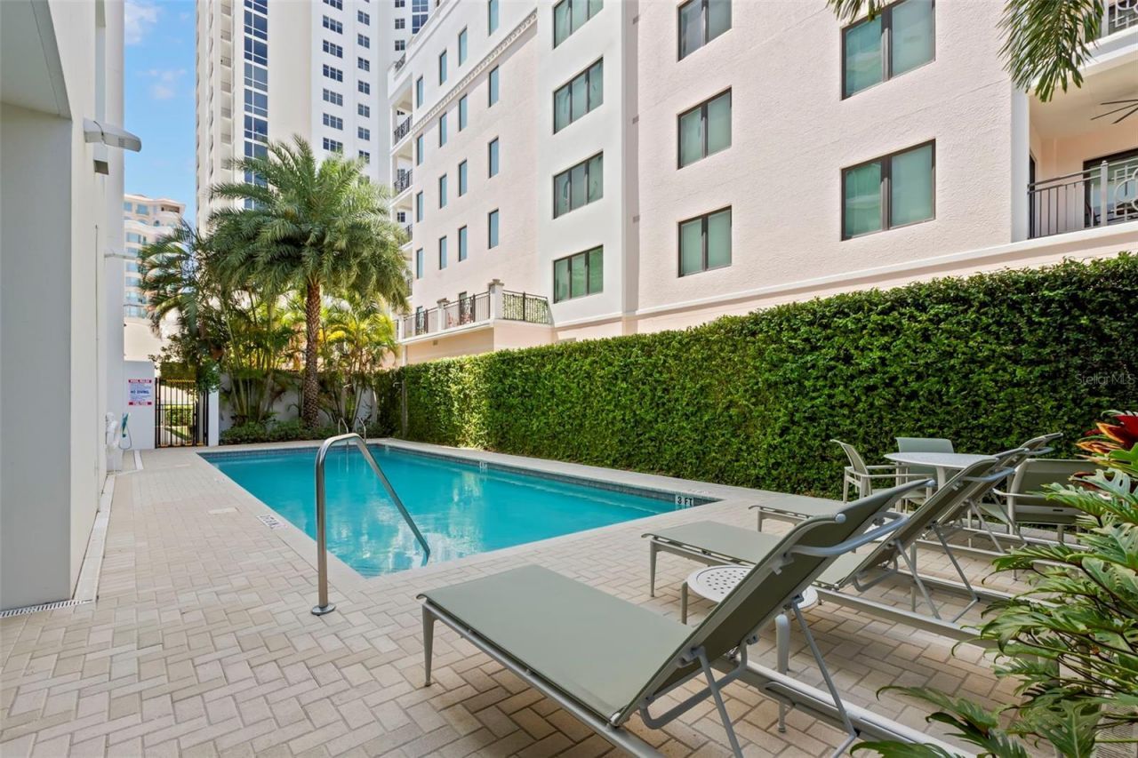 176 4th Avenue Ne, Unit 1102, Saint Petersburg, FL 33701 Photo