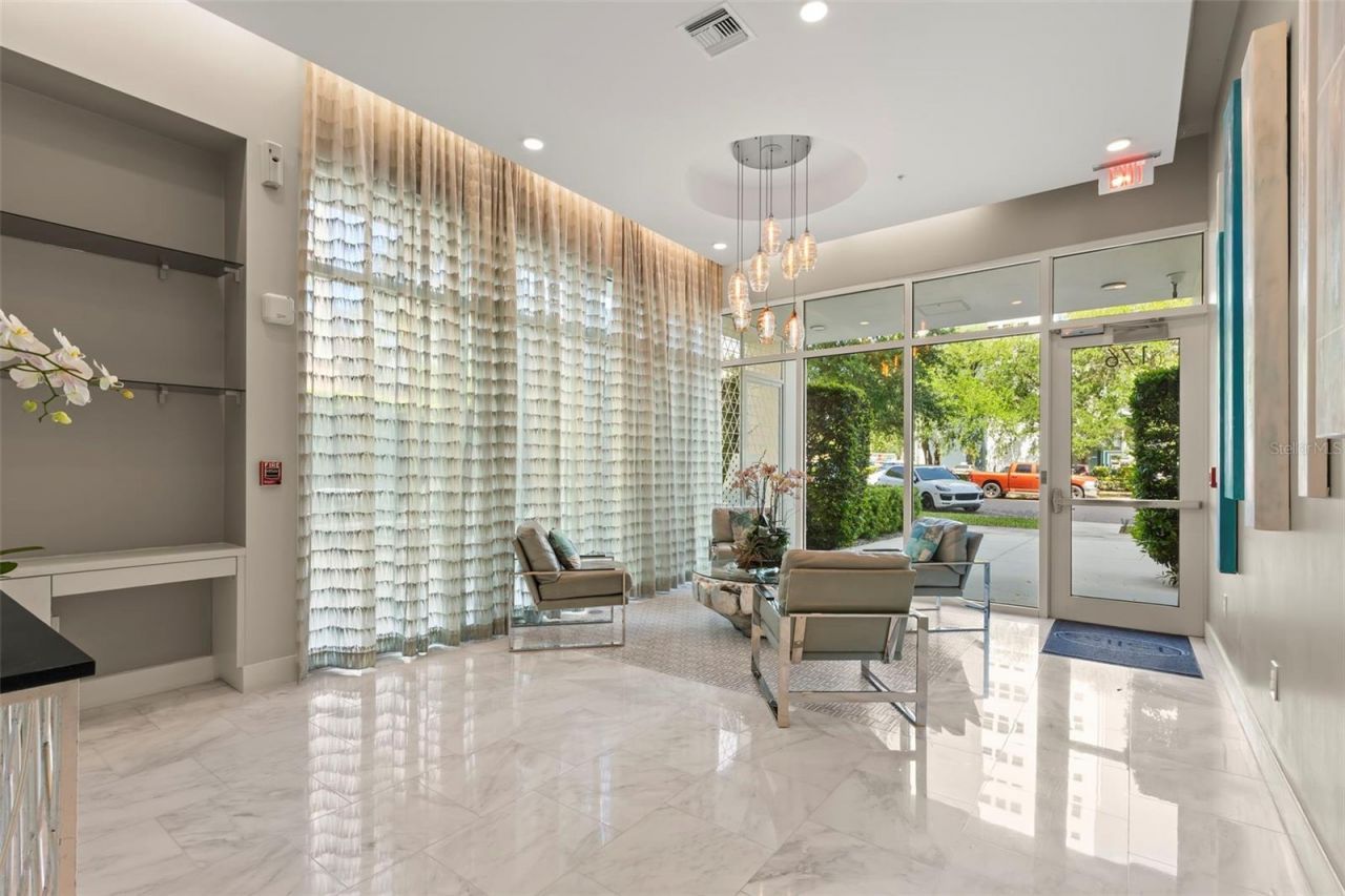 176 4th Avenue Ne, Unit 1102, Saint Petersburg, FL 33701 Photo