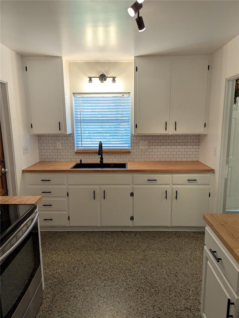 5421 Alloway Street , Orlando, FL 32810 Photo