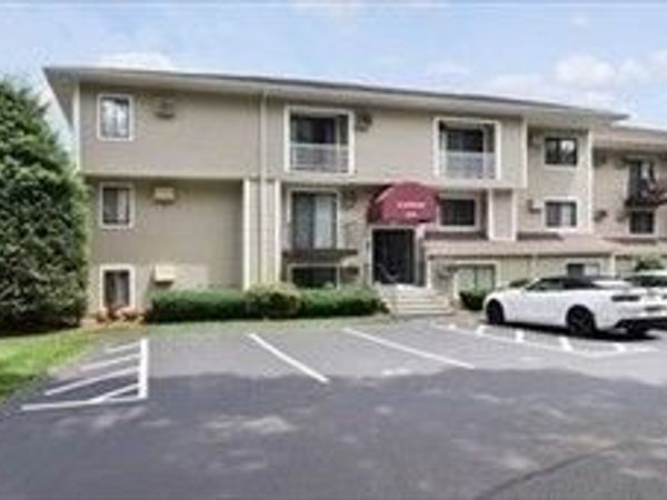 30 Juniper Rd, Unit 29, North Attleboro, MA 02760