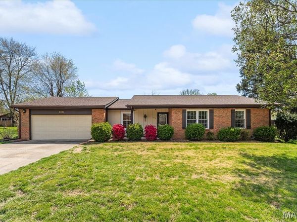 109 Pierce Boulevard, O'Fallon, IL 62269