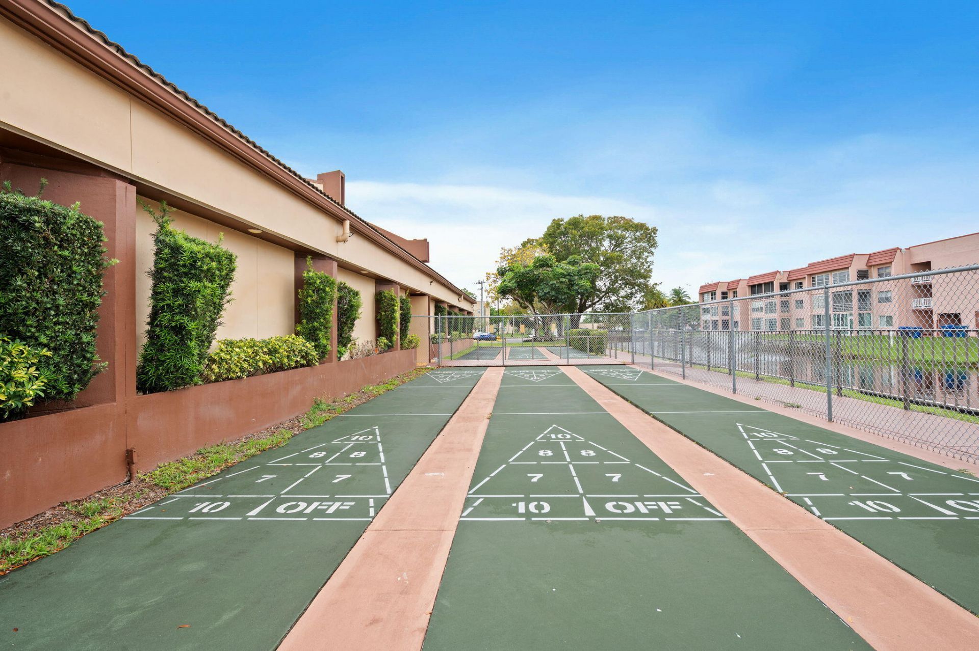 9330 Sunrise Lakes Boulevard, Unit 104, Sunrise, FL 33322 Photo