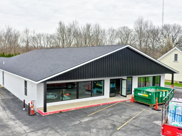 1206 W Robb Avenue, Lima, OH 45801