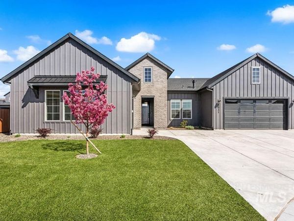 3821 N San Carlos Pl, Star, ID 83669