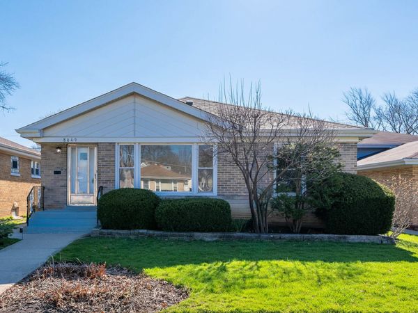 8049 E Prairie Road, Skokie, IL 60076