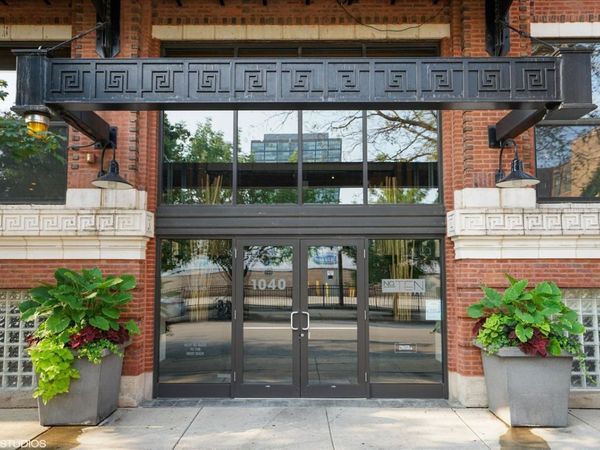 1040 W Adams Street, Unit 110, Chicago, IL 60607
