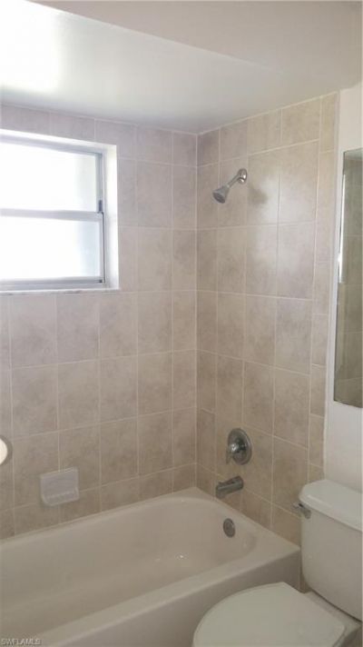 906 SE 19th Ln , Cape Coral, FL 33990 Photo