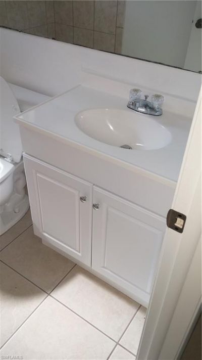 906 SE 19th Ln , Cape Coral, FL 33990 Photo