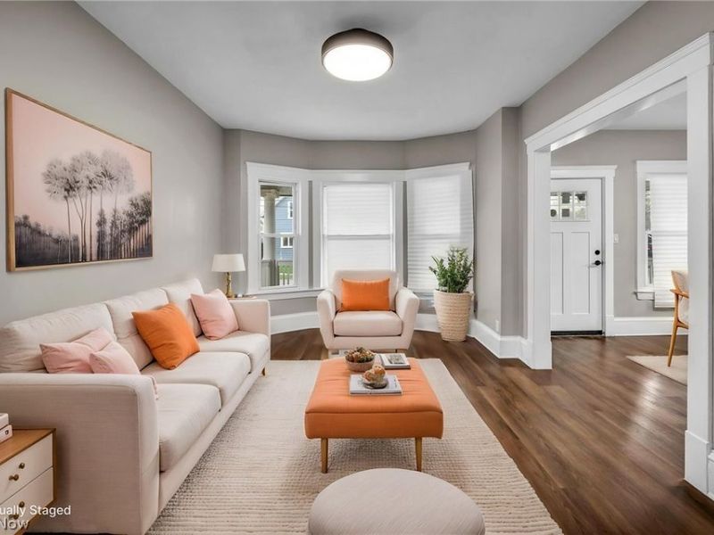 3570 sykora rd, Cleveland, OH 44105 Photo 5