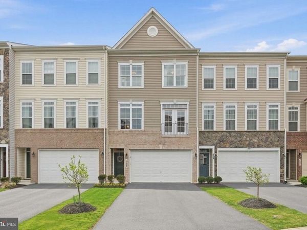 204 MILES HAWK TERRACE, PURCELLVILLE, VA 20132