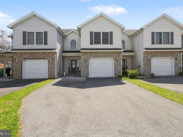 134 SABLE DRIVE, CARLISLE, PA 17013