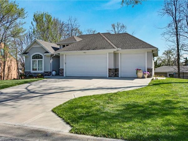 303 E 126th Street, Kansas City, MO 64145