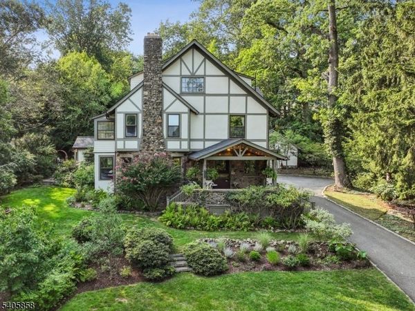 340 Highland Ave, Montclair, NJ 07043